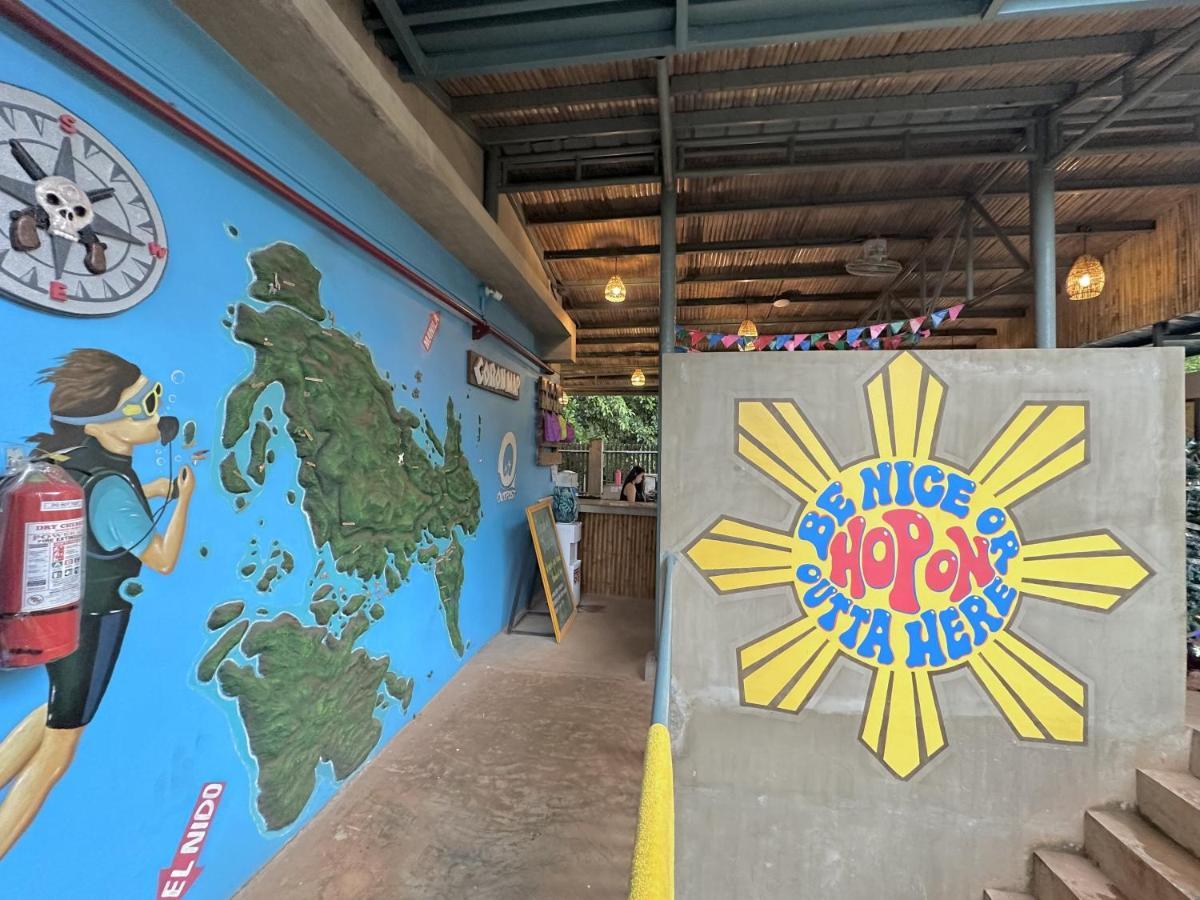 Outpost Hostel - Корон Екстериор снимка