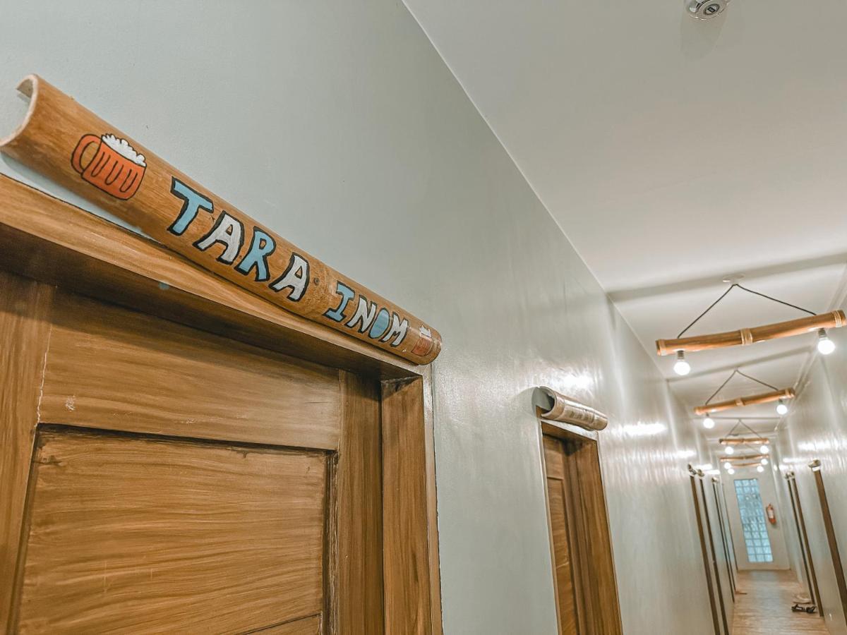Outpost Hostel - Корон Екстериор снимка