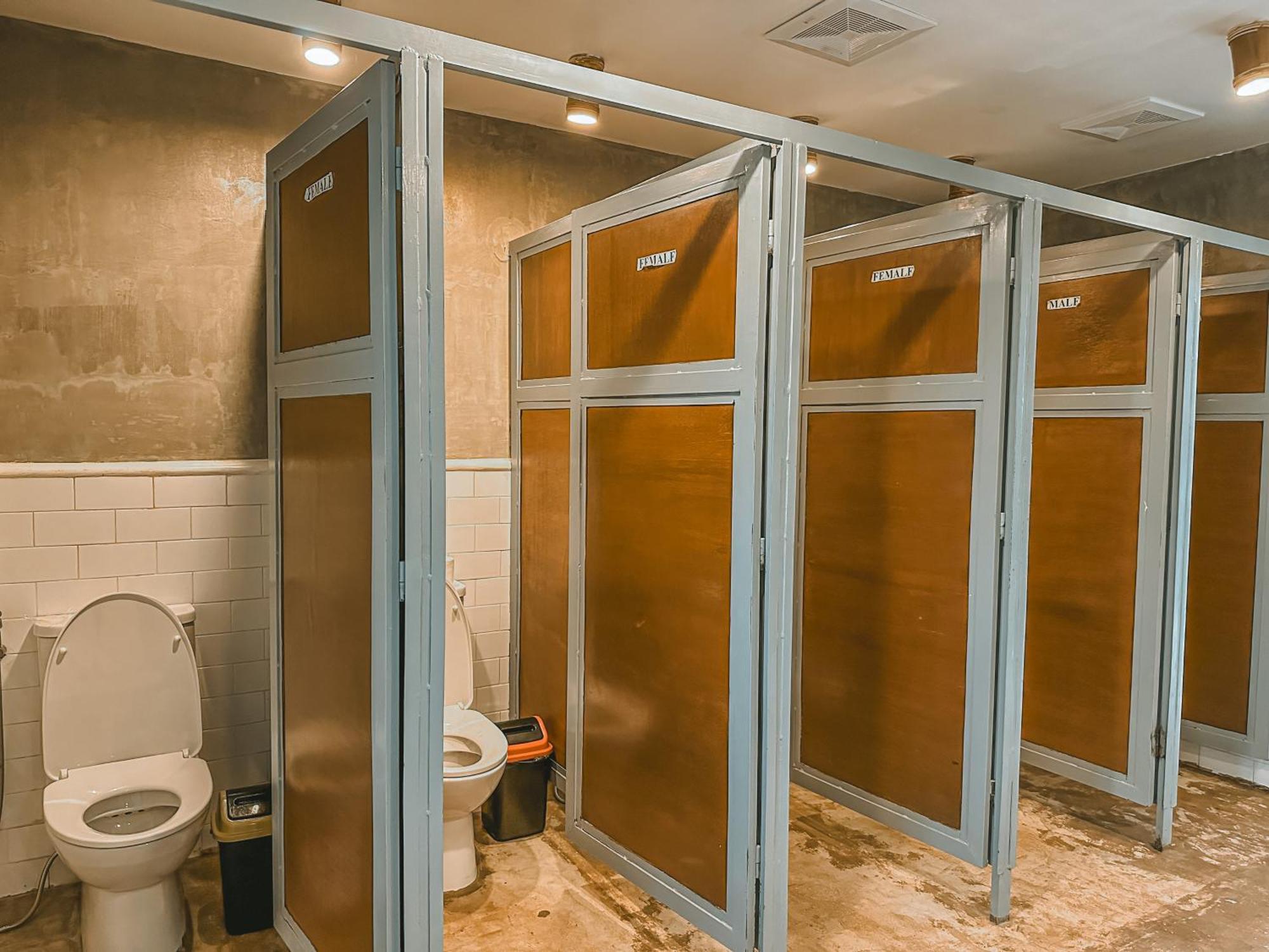 Outpost Hostel - Корон Стая снимка